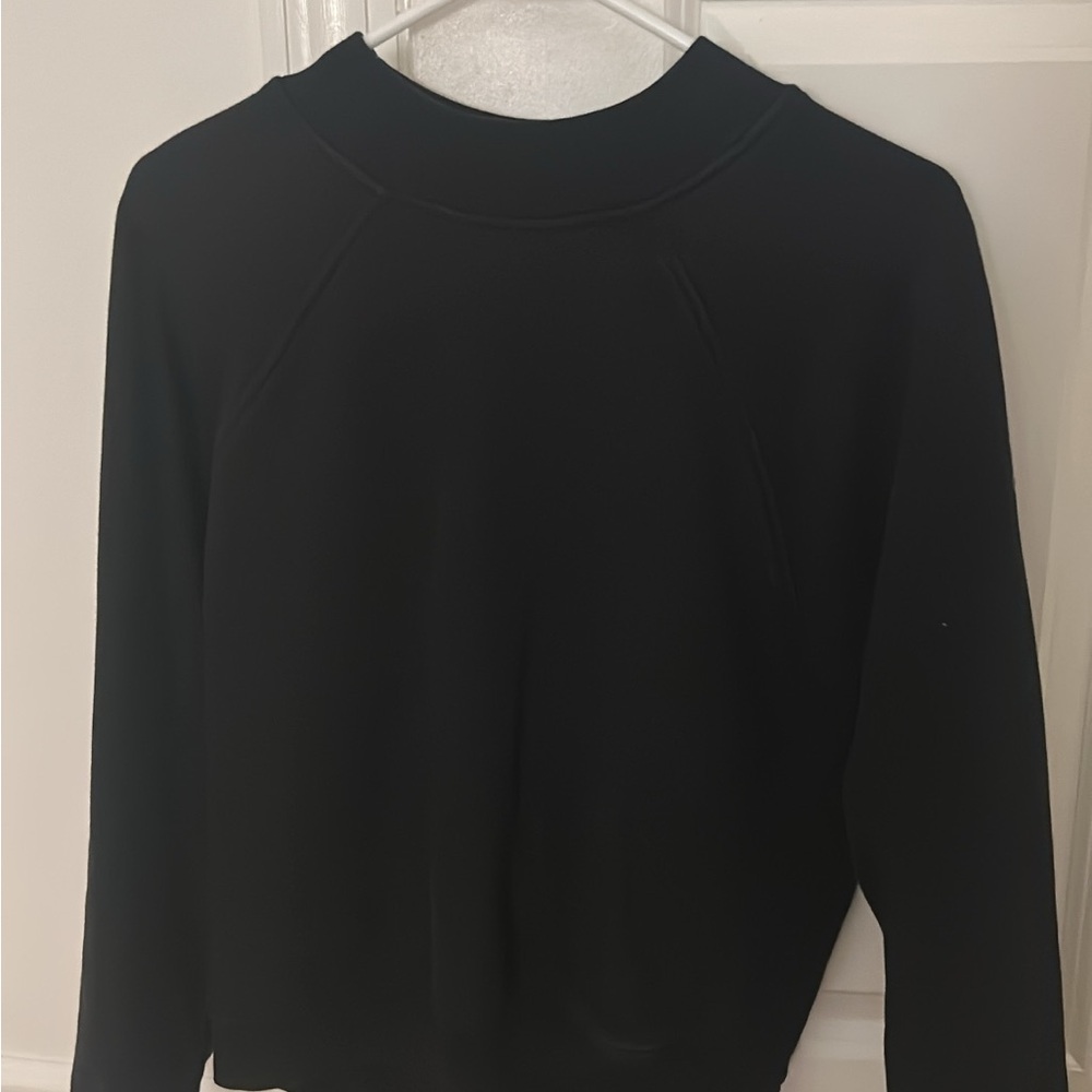 ALO Yoga Black Sweatshirt